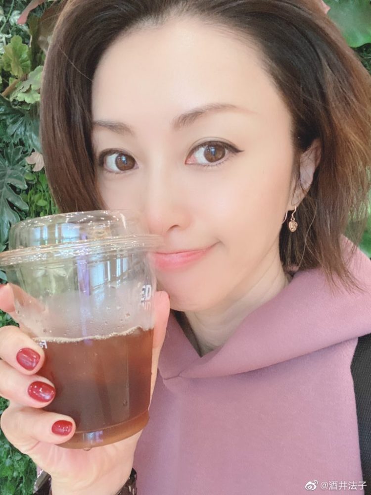 酒井法子|酒井法子前夫因吸毒再被抓，两人曾双双因毒品获刑