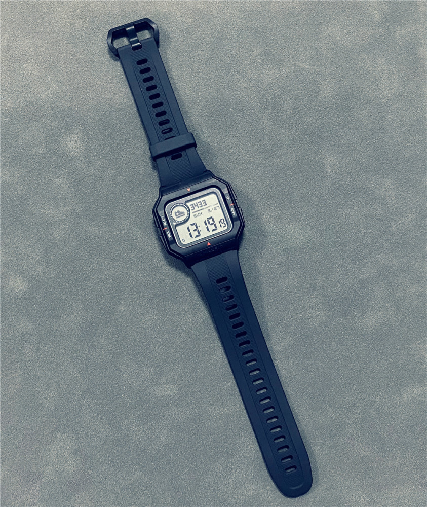 当复古遇上华米amazfitneo智能手表挥之不去的怀旧情结