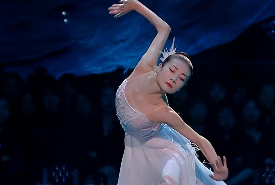 《舞蹈风暴2》首席不再值钱,易燃装置队员一轮游,谭元元难夺冠_腾讯