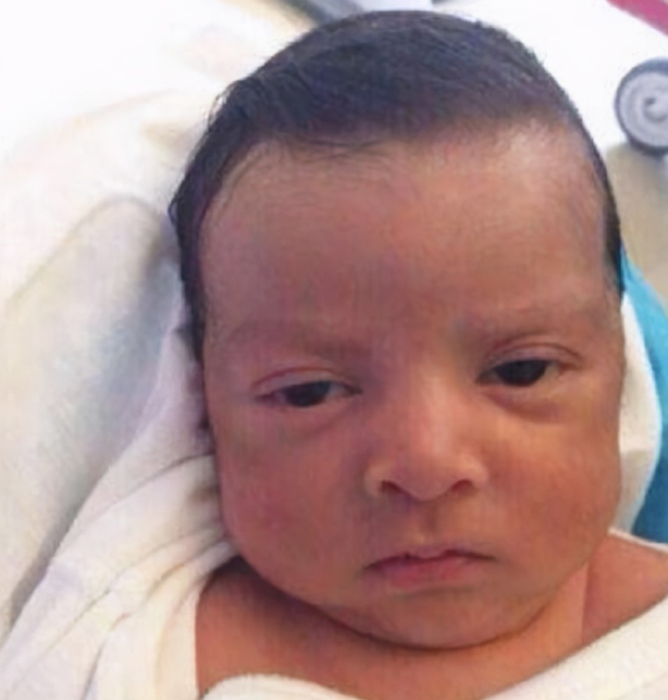 宝宝出生时这3个地方越丑,娃将来的颜值就越高,你家娃占了吗_腾讯新闻