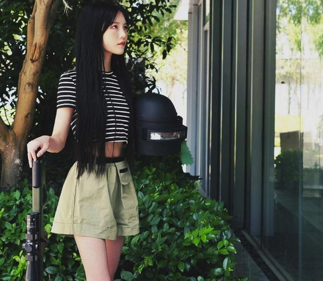 和平精英柔柔的女神位置要被抢不是烤羊腿不是宝子阿是呆萌