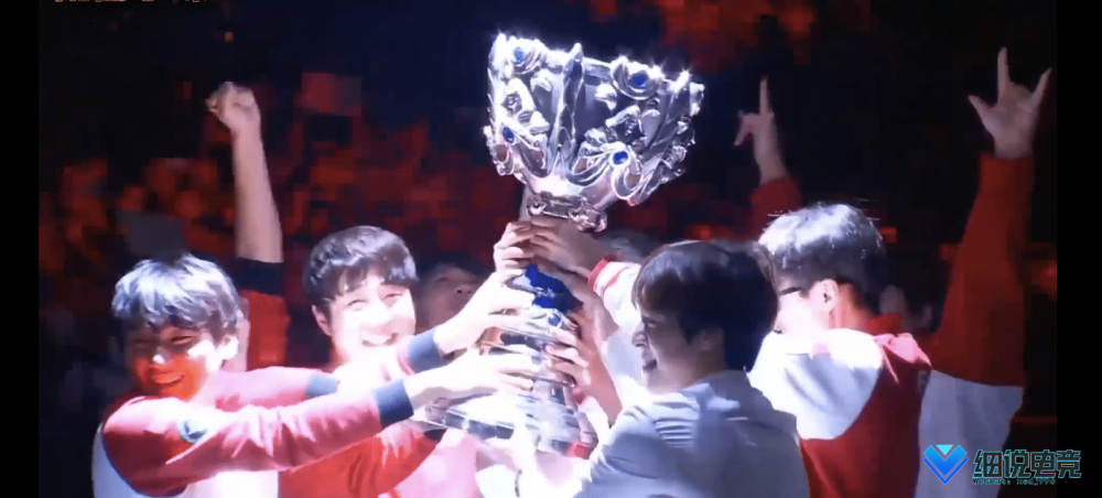 "英雄联盟"s10决赛在即,盘点英雄联盟史上的总冠军_腾讯新闻