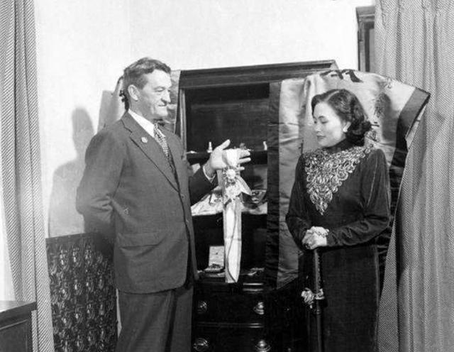 传奇女陈香梅早年坎坷嫁陈纳德晚年感慨中国就是我的根