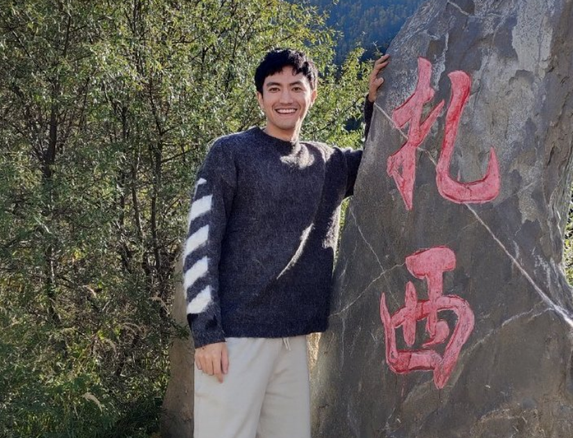 心动的信号彭措带女友回家看到女生手里拿的东西热恋中的人都懂