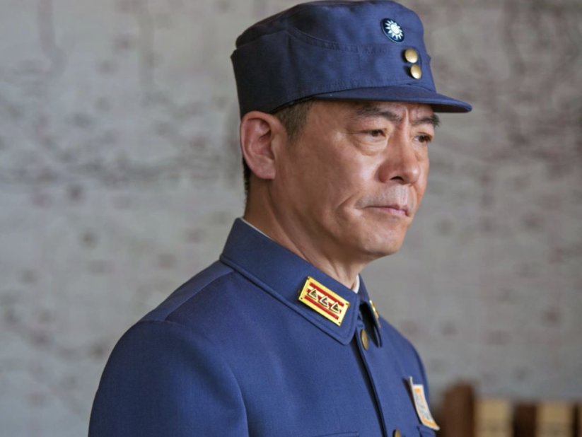 三大铁血硬汉战火中诠释兄弟情_腾讯新闻