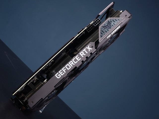 华硕tufgamingrtx3070o8g开箱测试