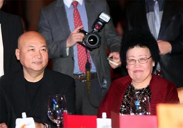 迟重瑞|“唐僧”迟重瑞与“富婆”陈丽华，是真爱还是530亿？