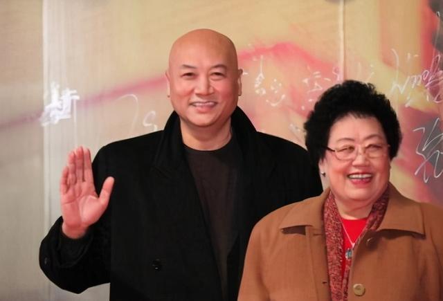 迟重瑞|“唐僧”迟重瑞与“富婆”陈丽华，是真爱还是530亿？