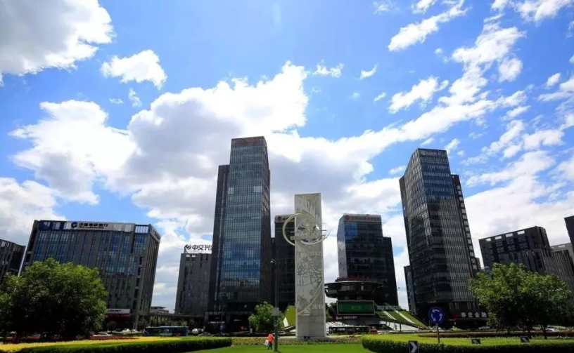 人大附中|联合办学三年硕果累累，人大附中经开学校展现强大教育实力