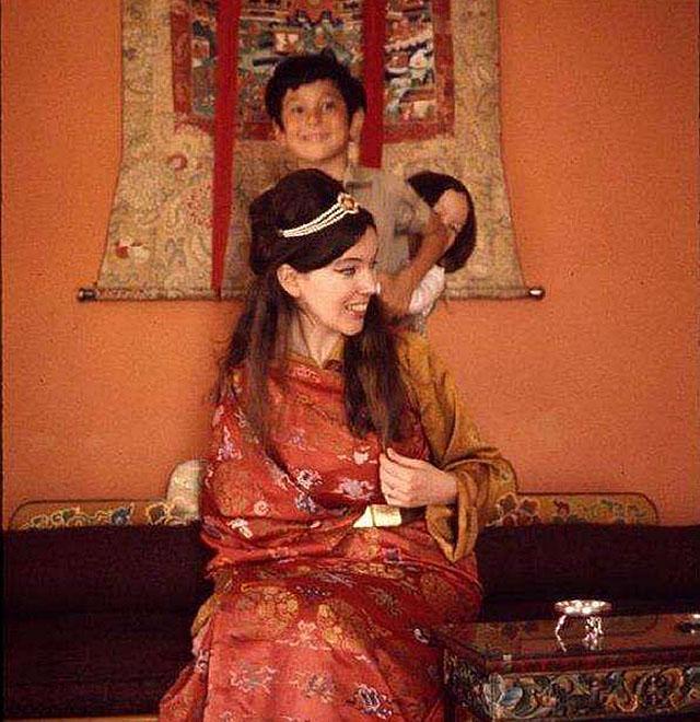 锡金国皇后库克:23岁嫁40岁国王,因一篇文章落得国破人亡