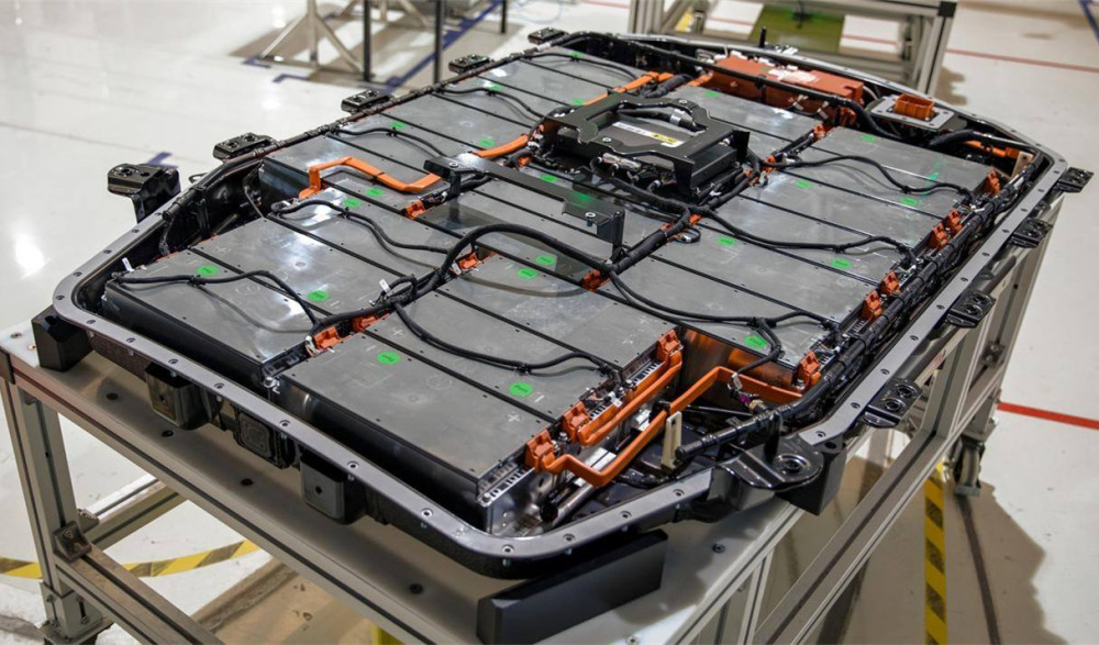 威马汽车|35天烧了4辆，威马汽车和供应商互踢皮球，用户成“小白鼠”？