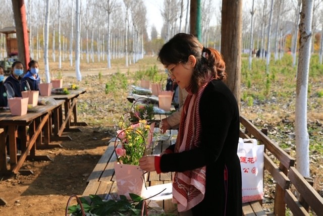 怀柔区|怀柔首个“互联网＋全民义务植树”基地揭牌，北京已达18家