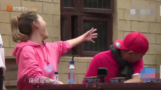 李沁_体育明星|李沁是娱乐圈隐形直男斩？和邓伦杨洋传绯闻，肖战也被指喜欢她