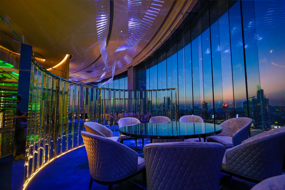 新锦江蓝天旋转餐厅│荣耀回归