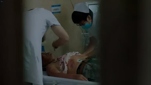 导演|片中演员90％是导演亲戚，一波“虎”操作后，竟拍出国产片良心
