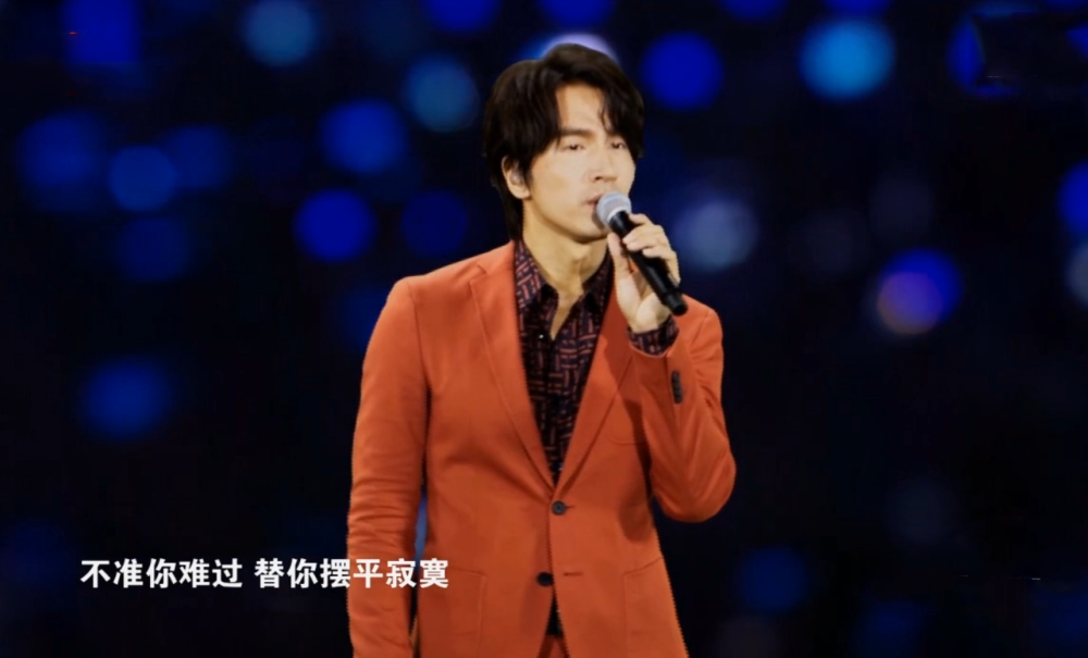 流星雨|期待已久的F4重聚竟然是投影，但是《流星雨》响起已让人泪目