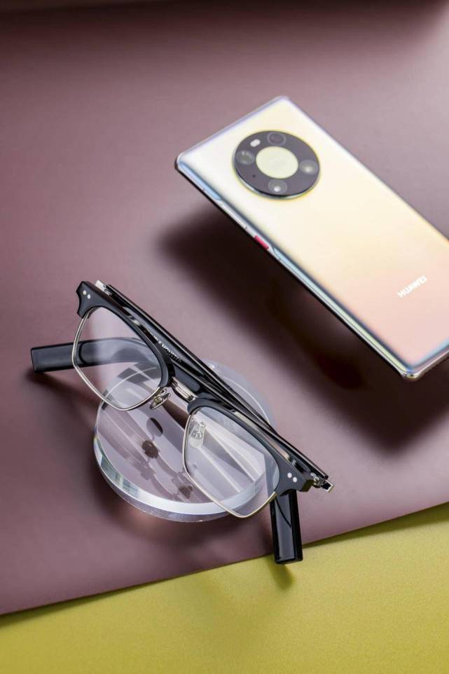 时尚的科技潮品华为eyewearii智能眼镜