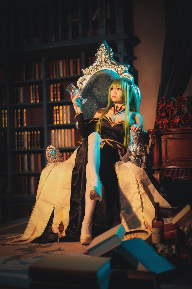 cos欣赏:c.c.女王