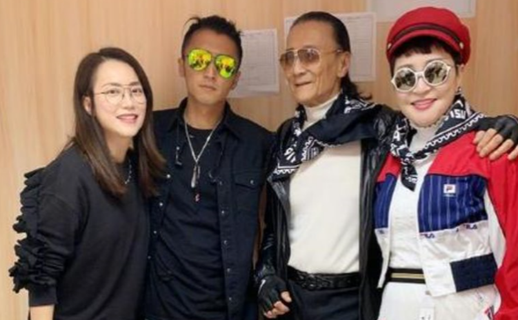 谢贤|传84岁谢贤高龄当爹喜讯，小49岁女友怀孕，他近况曝光力破谣言