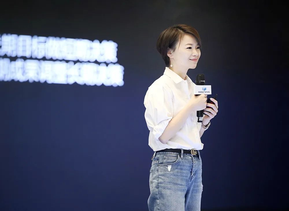 昨天林中吴建斌袁春等地产大佬集体发声对1000位总裁说