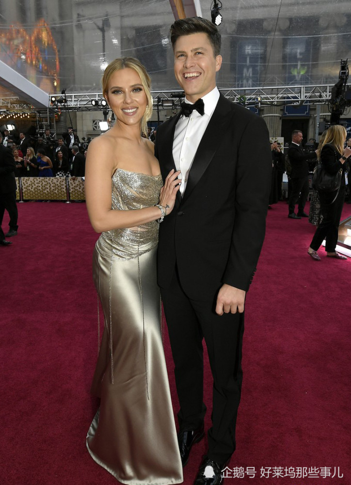 斯嘉丽·约翰逊|斯嘉丽·约翰逊婚礼请柬疑似曝光 为省钱手写请柬却意义非凡