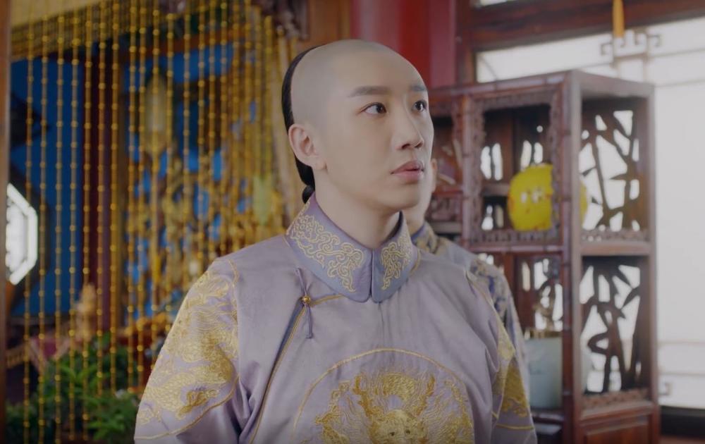 康熙二十九年,十八岁的胤禔跟随伯父福全出征,他游