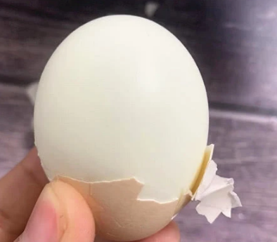 用清水煮鸡蛋一看就是外行大厨多加2样鸡蛋细嫩q弾好剥壳