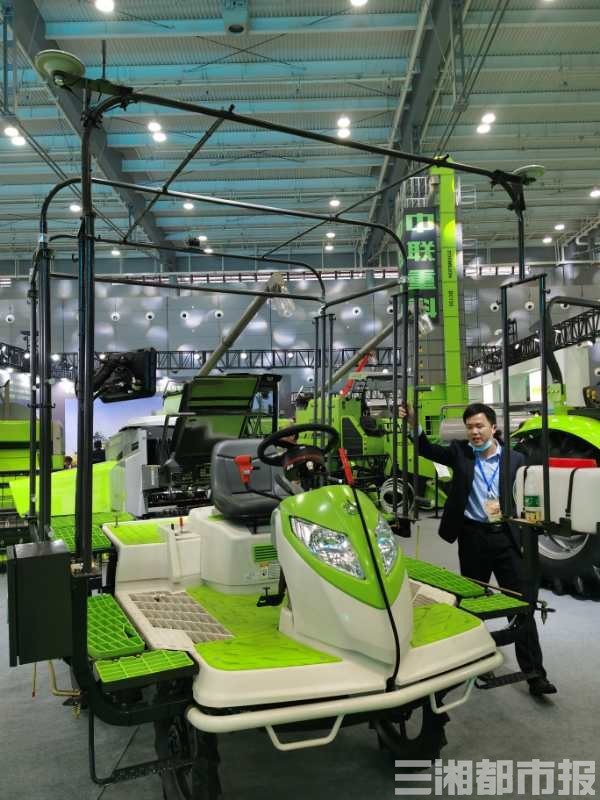 畜禽养殖,设施农业,农产品加工等12大类305个型号,堪称现代农业装备的