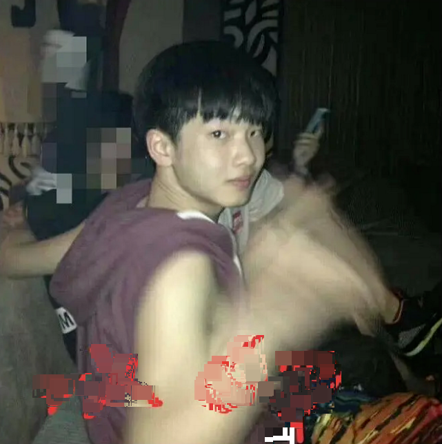 周震南|周震南被曝初中就是校霸，多次欺凌同学，太高调被高年级混混教训