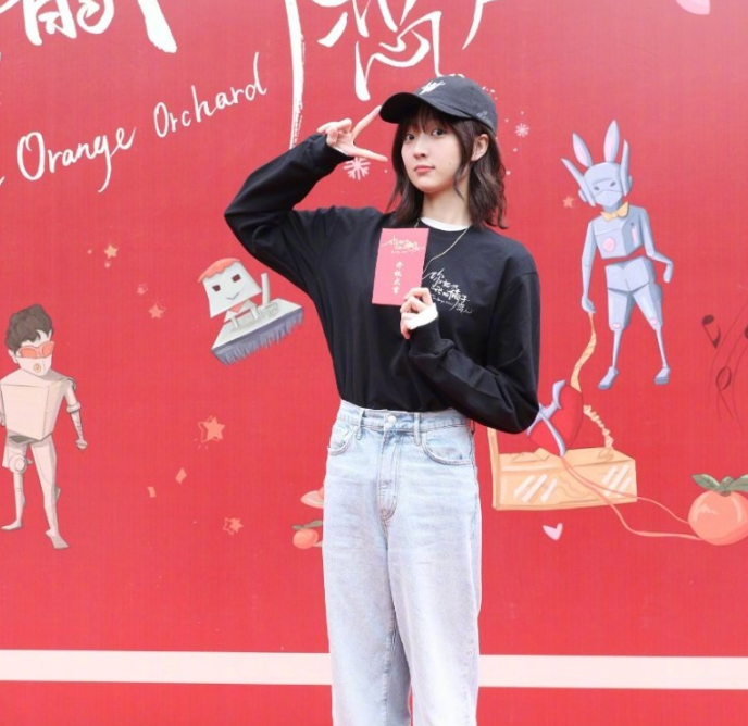 风犬|“东北全智贤”孙千新剧开机，搭档《风犬》主演，两人合照配一脸