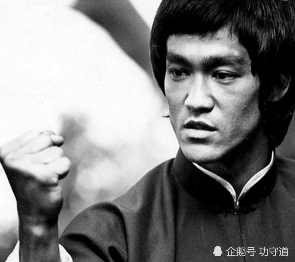 面对巅峰时期的李小龙拳王泰森能打死他?