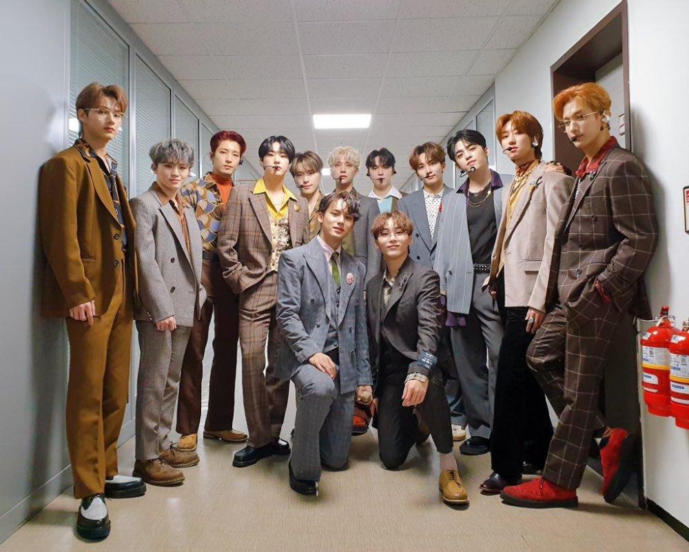 防弹少年团|SEVENTEEN再获一位成三冠王，复古风帅气，势头不输前辈防弹少年团