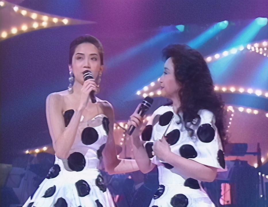 苍井空|她整容十几次，变身“梅艳芳”月入十万，涂磊：你在窃取她的成功