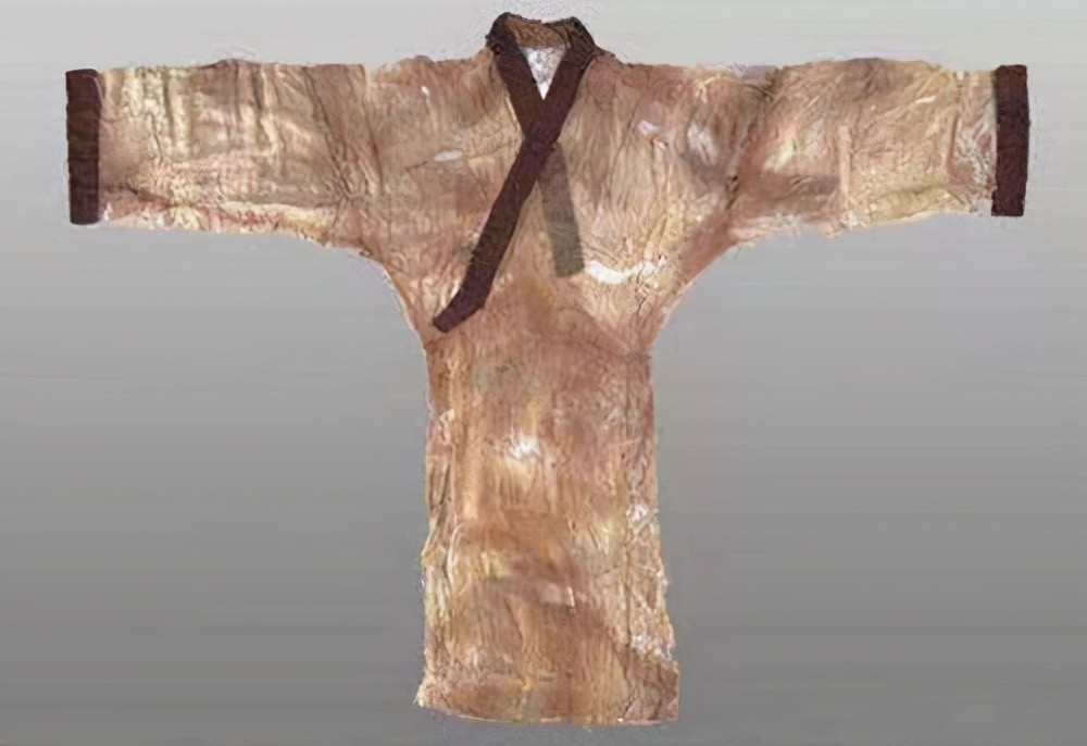 马王堆汉墓出土一种瞬间消失的文物,幸好手快,留下唯一一张照片