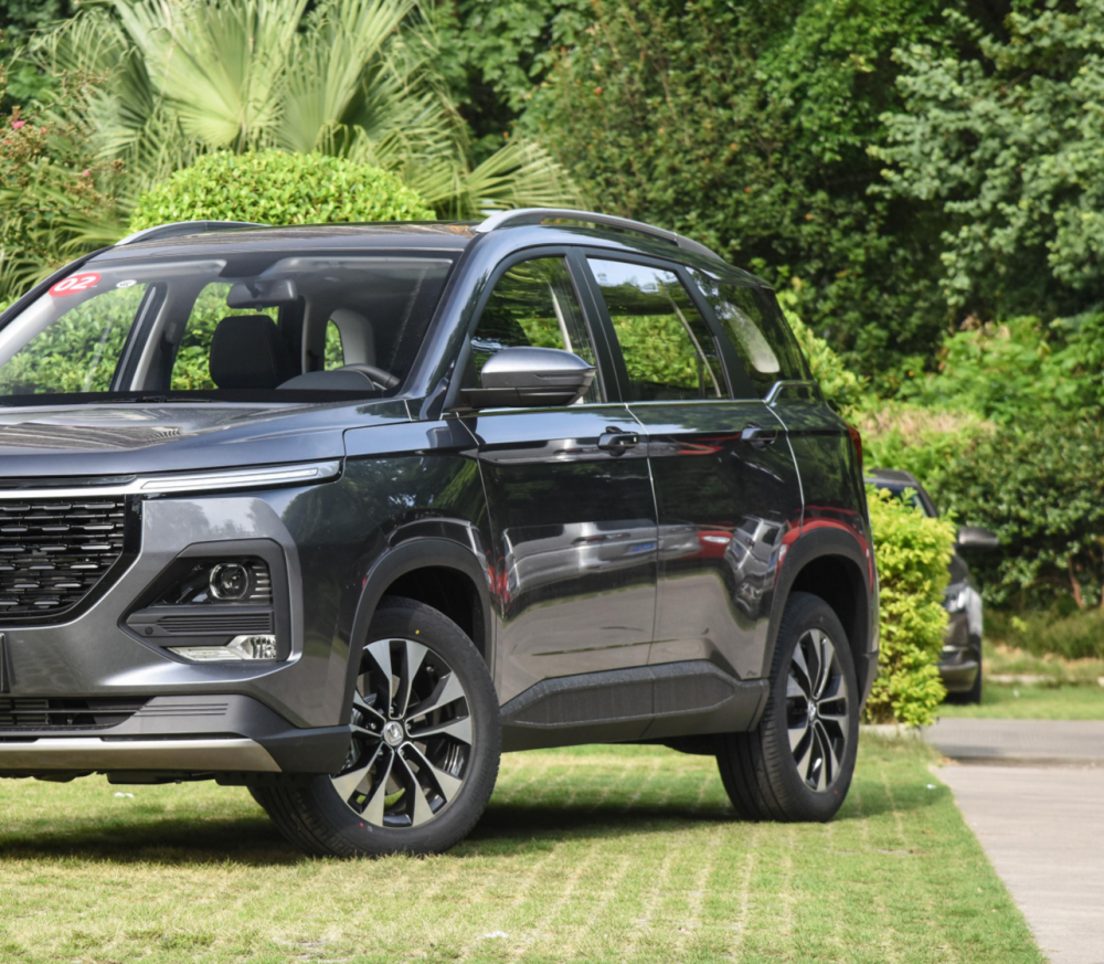 成功逆袭30天狂甩18962辆147马力轴距2米75