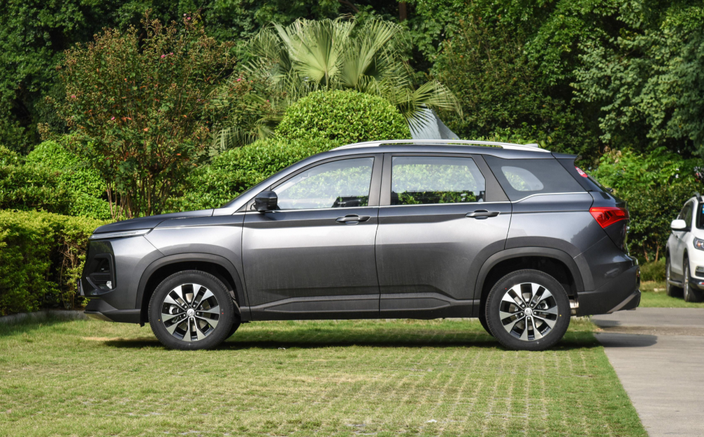 成功逆袭30天狂甩18962辆147马力轴距2米75