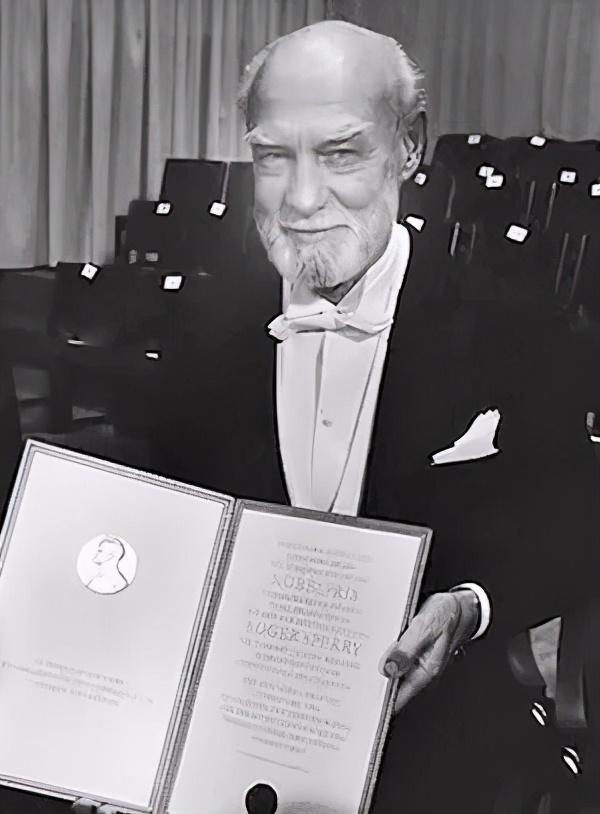 裂脑人|裂脑人，意外的治疗，却是心理学研究的里程碑，获得了诺贝尔奖