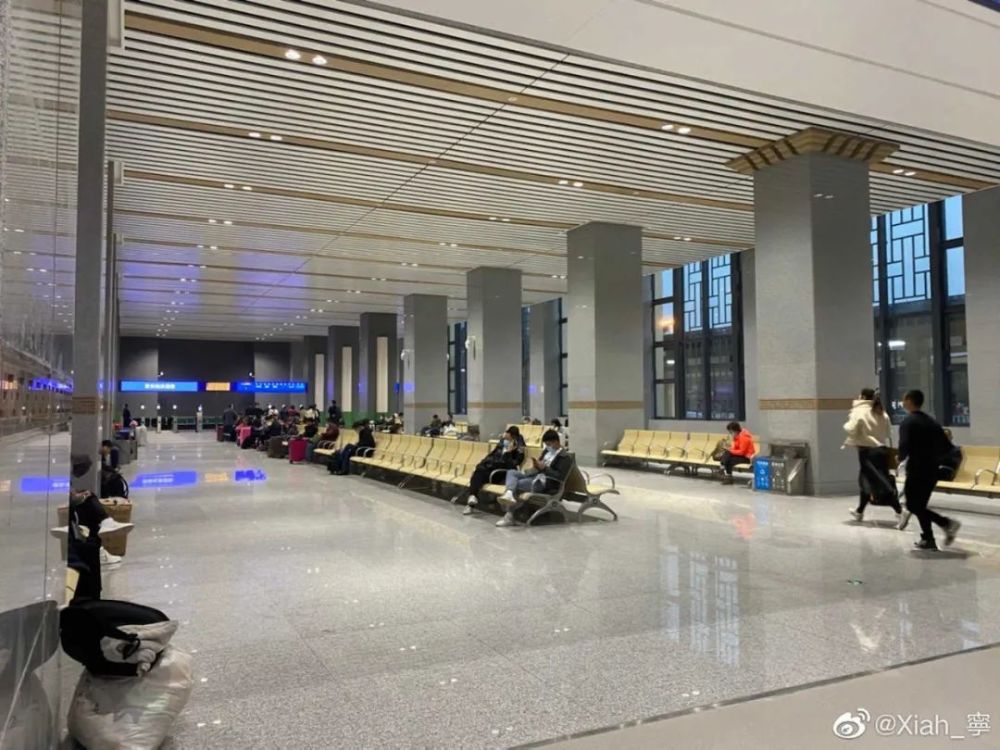 改造后的西安火车站第1候车室亮相!