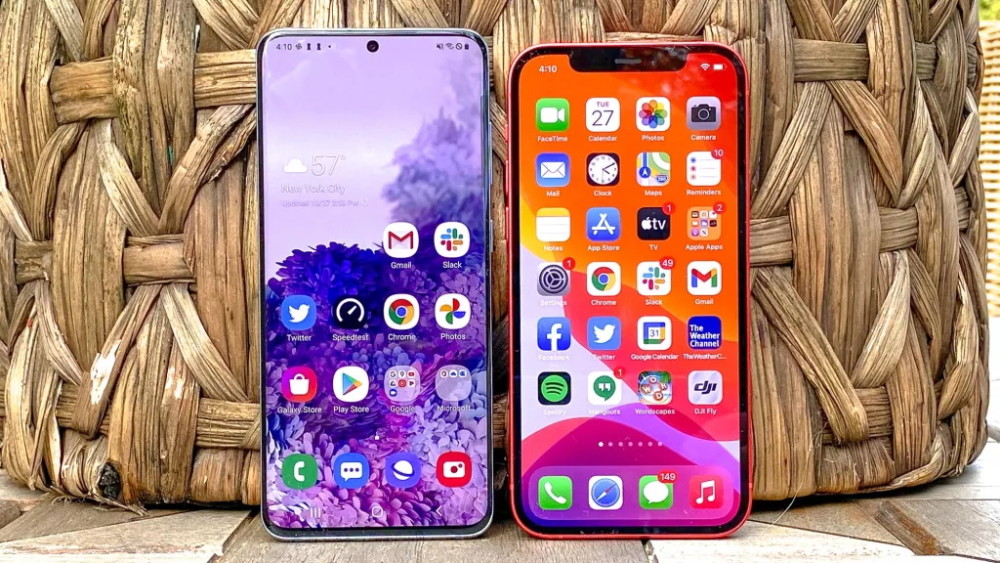 iPhone 12与三星Galaxy20比较：同样的价格，享受不一样