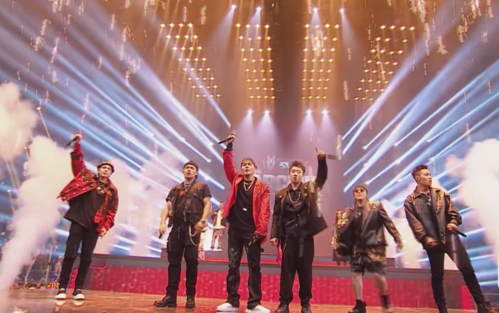 中国新说唱|浅谈《中国新说唱》总决赛：鱼龙混杂的评审，撬动主流大门的游戏