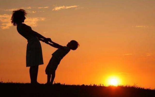 心理学测试哪一个母亲的背影最感人测你最近什么运气最旺