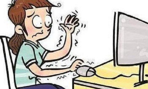 帕金森病|一篇文章带你了解特发性震颤病因_症状_危害_治疗