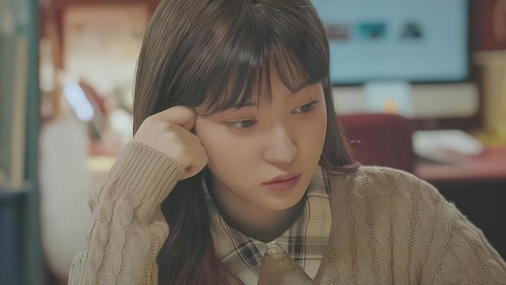 韩剧顶楼被推下楼的只能是雪雅不会是露娜