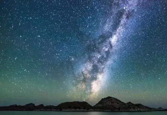 日月星辰中,"辰"到底是代表了什么?这可得从"夸父的胡子"说起