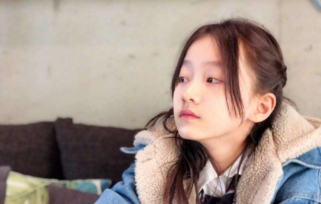 赵薇女儿被全网禁止整容的纪姿含现在长这样啦