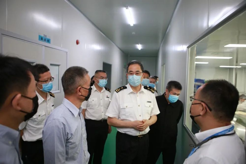 厦门海关关长  郑巨刚