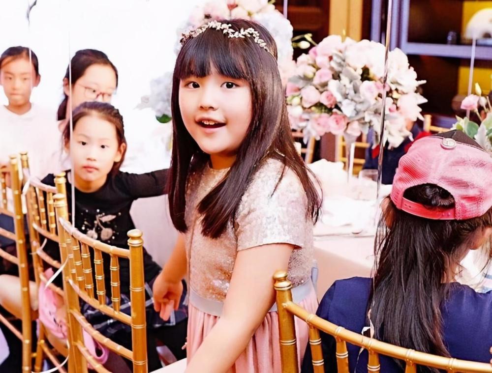 王诗龄|李湘“富养”女儿被嘲，再看11岁王诗龄近况，网友：这谁不想要？