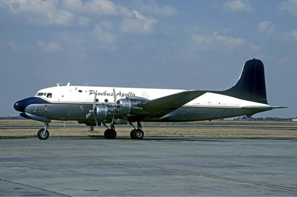 道格拉斯dc-4是四发动机螺旋桨客机,最多可载86名乘客,后成为后来dc-6