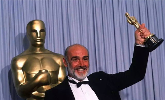 肖恩·康纳利|首任“007”扮演者肖恩·康纳利因肾癌去世 享年90岁