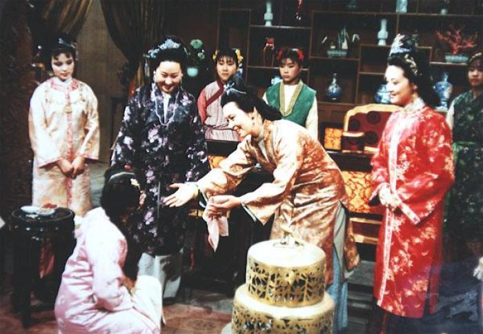 红楼梦|红楼梦：除了贾琏，贾赦还有个儿子，常被众人遗忘